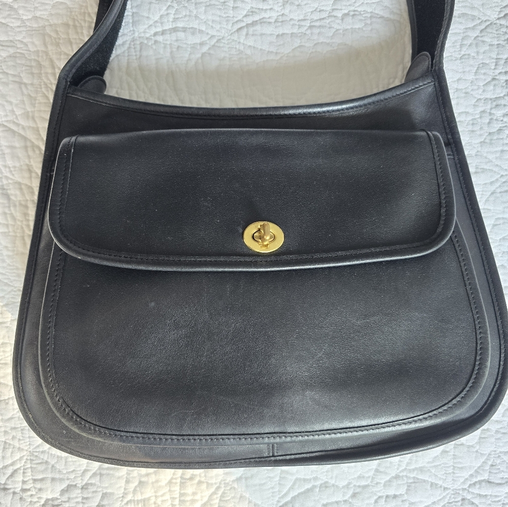 Coach Vintage Taft 9980 Black Leather Turnlock Crossbody Shoulder Bag - Picture 2 of 16